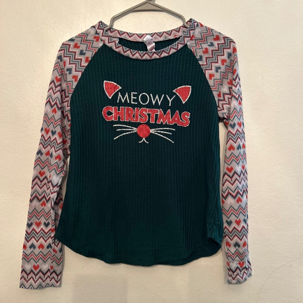 No‎ Boundaries Girls Christmas Shirt Meowy Kitty Hearts Waffle Knit M